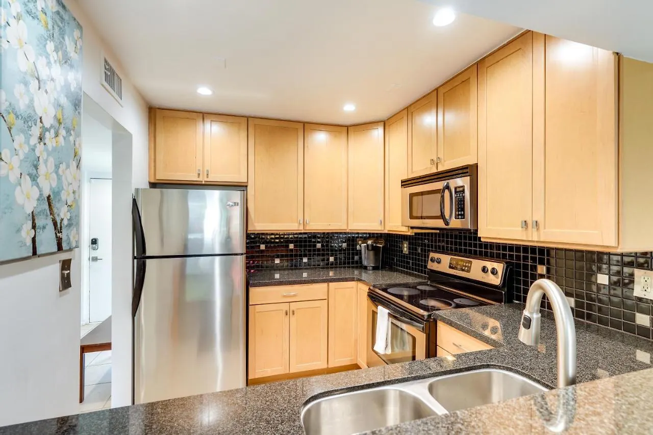 Scottsdale Townhome Furnished Patio And Pool Access
